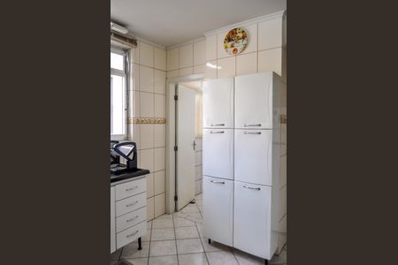 Apartamento à venda com 146m², 3 quartos e sem vaga Apartamento à venda com 146m², 3 quartos e sem vagaCozinha