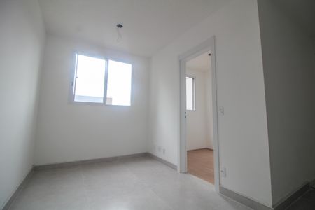 Apartamento à venda com 35m², 2 quartos e sem vaga Apartamento à venda com 35m², 2 quartos e sem vagaSala