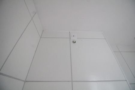 Apartamento à venda com 35m², 2 quartos e sem vaga Apartamento à venda com 35m², 2 quartos e sem vagaBanheiro Social