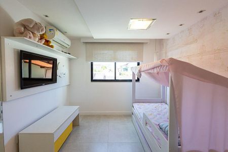 Casa à venda com 5 quartos, 252m² em Camboinhas, Niterói