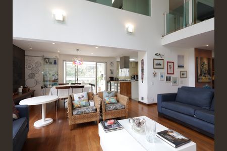 Apartamento para alugar com 210m², 3 quartos e 3 vagasSala