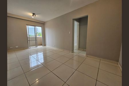Sala de apartamento para alugar com 1 quarto, 48m² em Jardim Caravelas, São Paulo