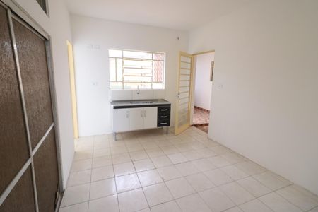 Casa para alugar com 160m², 2 quartos e 2 vagasCozinha