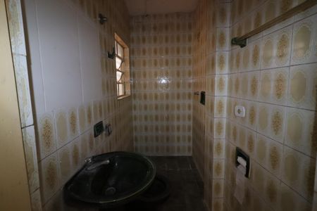 Casa para alugar com 160m², 2 quartos e 2 vagasBanheiro da Suíte 1