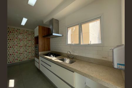 Apartamento à venda com 117m², 3 quartos e 2 vagas Apartamento à venda com 117m², 3 quartos e 2 vagasCozinha