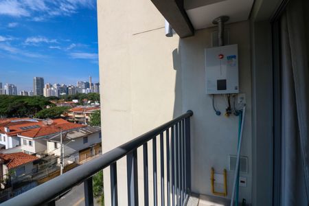 Varanda de kitnet/studio para alugar com 1 quarto, 25m² em Vila Cordeiro, São Paulo