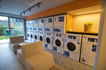 Studio para alugar com 25m², 1 quarto e sem vaga Studio para alugar com 25m², 1 quarto e sem vagaÁrea comum - Lavanderia