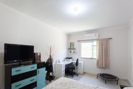 Casa à venda com 280m², 3 quartos e 3 vagasSuíte