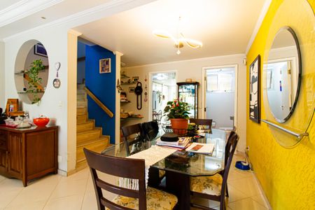 Casa à venda com 149m², 3 quartos e 2 vagasSala 