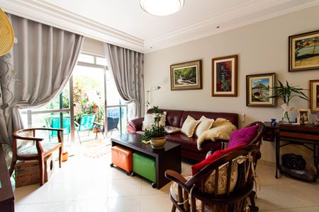 Sala  de casa à venda com 3 quartos, 149m² em Vila Ipojuca, São Paulo