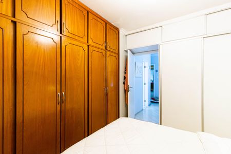 Casa à venda com 149m², 3 quartos e 2 vagasSuíte