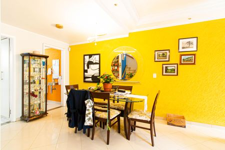 Casa à venda com 149m², 3 quartos e 2 vagasSala 