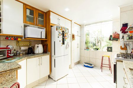 Casa à venda com 149m², 3 quartos e 2 vagasCozinha