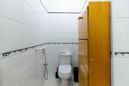 Casa à venda com 149m², 3 quartos e 2 vagasBanheiro Social