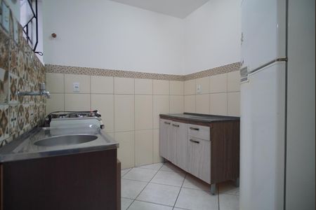 Cozinha de apartamento para alugar com 1 quarto, 40m² em Sarandi, Porto Alegre