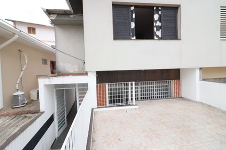 Casa para alugar com 160m², 4 quartos e 2 vagasQuintal