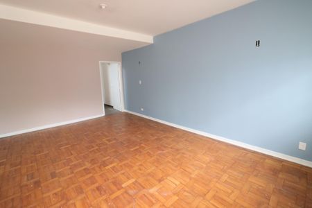 Sala de casa à venda com 4 quartos, 160m² em Vila Campesina, Osasco