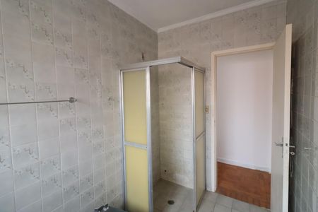 Casa para alugar com 160m², 4 quartos e 2 vagasBanheiro Social