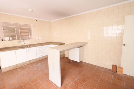 Casa para alugar com 160m², 4 quartos e 2 vagasCozinha