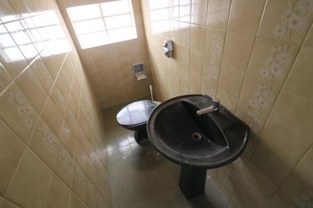 Casa para alugar com 160m², 4 quartos e 2 vagasLavabo