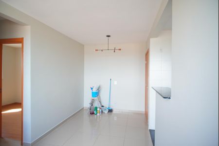 Sala de apartamento à venda com 2 quartos, 45m² em Humaitá, Porto Alegre