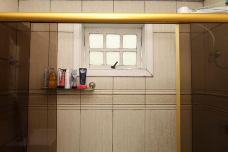 Casa à venda com 150m², 3 quartos e 2 vagasBanheiro da Suíte