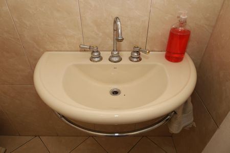 Lavabo de casa à venda com 3 quartos, 150m² em Vila Rosaria, São Paulo