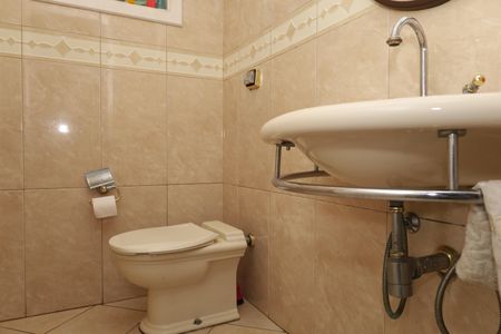 Casa à venda com 150m², 3 quartos e 2 vagasLavabo