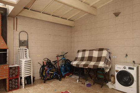 Casa à venda com 150m², 3 quartos e 2 vagasÁrea de Serviço