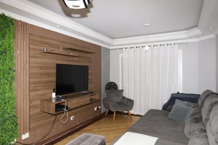 Sala de casa à venda com 3 quartos, 150m² em Vila Rosaria, São Paulo