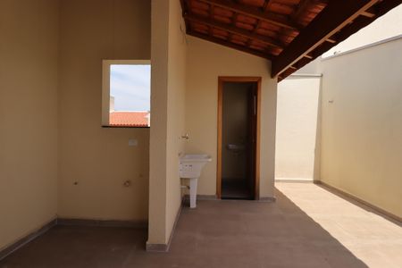 Apartamento à venda com 42m², 2 quartos e 1 vagaÁrea de Serviço da Cobertura