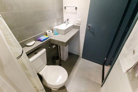 Apartamento à venda com 127m², 2 quartos e 2 vagasBanheiro da Suíte 1