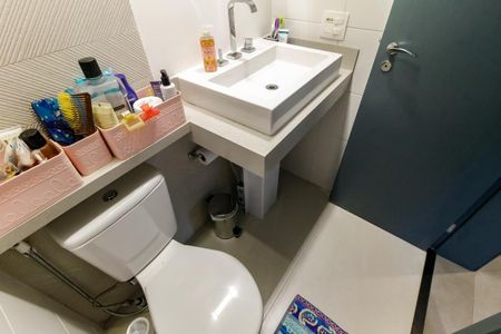 Apartamento à venda com 127m², 2 quartos e 2 vagasBanheiro da Suíte 2 (2)