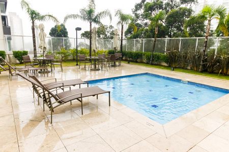 Apartamento à venda com 127m², 2 quartos e 2 vagasÁrea comum - Piscina