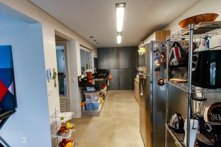 Apartamento à venda com 127m², 2 quartos e 2 vagasCozinha - Armários