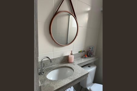 Apartamento para alugar com 45m², 2 quartos e 1 vaga Apartamento para alugar com 45m², 2 quartos e 1 vagaBanheiro da Suíte