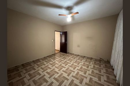 Casa para alugar com 329m², 2 quartos e 5 vagasQuarto 1