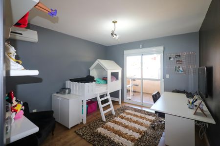 Casa à venda com 295m², 4 quartos e 4 vagasQuarto 2