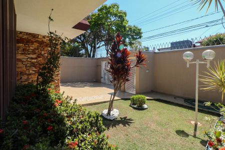 Casa à venda com 295m², 4 quartos e 4 vagasQuintal