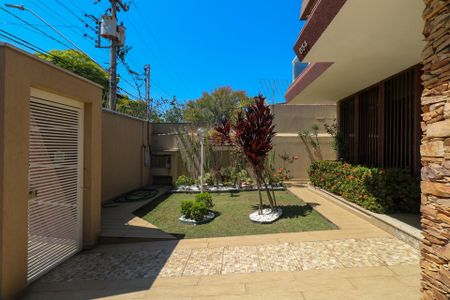 Casa à venda com 295m², 4 quartos e 4 vagasQuintal