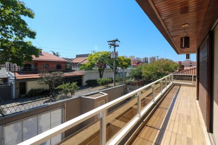 Casa à venda com 295m², 4 quartos e 4 vagasVaranda da Suíte