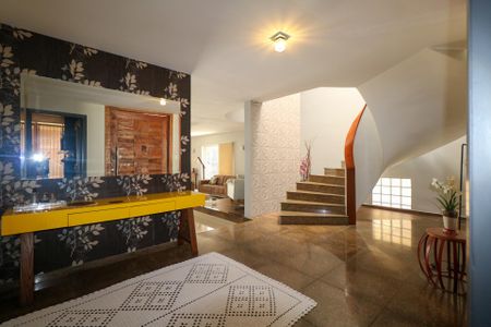 Casa à venda com 295m², 4 quartos e 4 vagasHall de Entrada