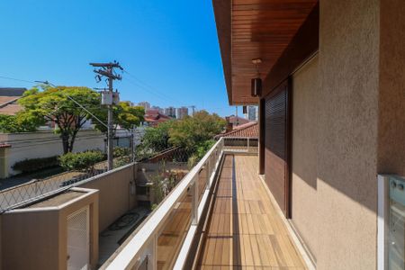 Casa à venda com 295m², 4 quartos e 4 vagasVaranda da Suíte