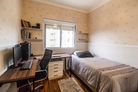 Apartamento à venda com 133m², 3 quartos e 2 vagas Apartamento à venda com 133m², 3 quartos e 2 vagasQuarto 2