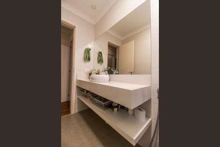 Apartamento à venda com 133m², 3 quartos e 2 vagas Apartamento à venda com 133m², 3 quartos e 2 vagasBanheiro Social