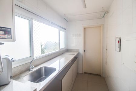 Apartamento à venda com 133m², 3 quartos e 2 vagas Apartamento à venda com 133m², 3 quartos e 2 vagasÁrea de Serviço