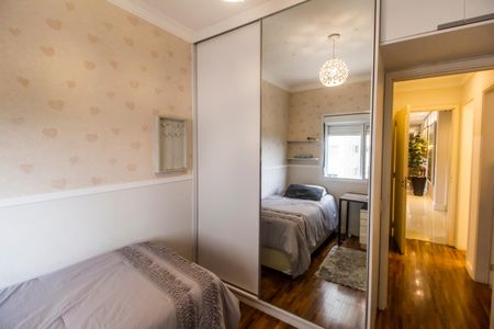 Apartamento à venda com 133m², 3 quartos e 2 vagas Apartamento à venda com 133m², 3 quartos e 2 vagasQuarto 2