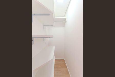 Apartamento à venda com 44m², 1 quarto e sem vagaCloset