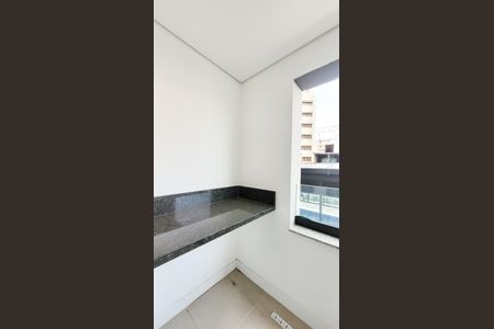 Apartamento à venda com 46m², 1 quarto e 1 vaga Apartamento à venda com 46m², 1 quarto e 1 vagaVaranda