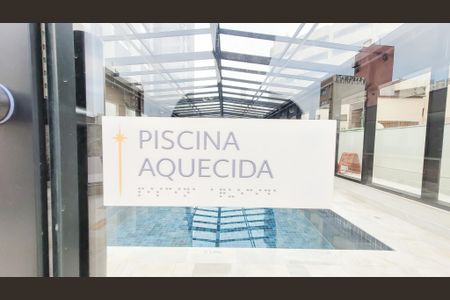 Apartamento à venda com 46m², 1 quarto e 1 vaga Apartamento à venda com 46m², 1 quarto e 1 vagaÁrea comum - Piscina Aquecida